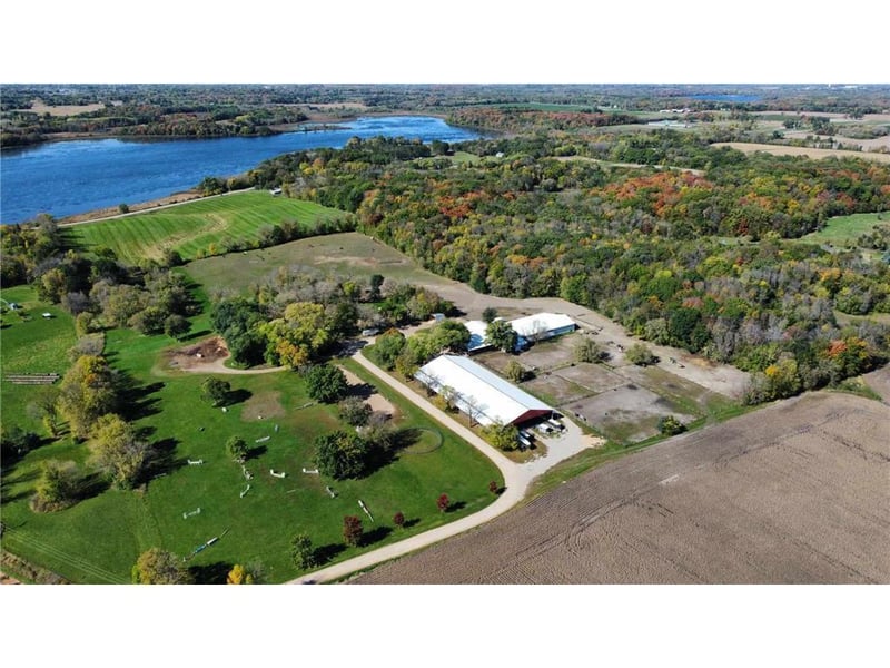 3035 Lake Sarah Rd, Maple Plain, MN 55359