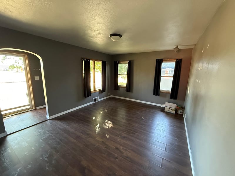 844 Cedar Ave, Westbrook, MN 56183