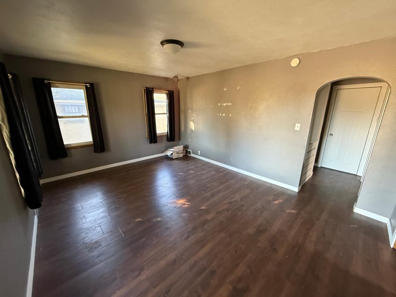 844 Cedar Ave, Westbrook, MN 56183