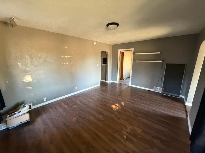 844 Cedar Ave, Westbrook, MN 56183