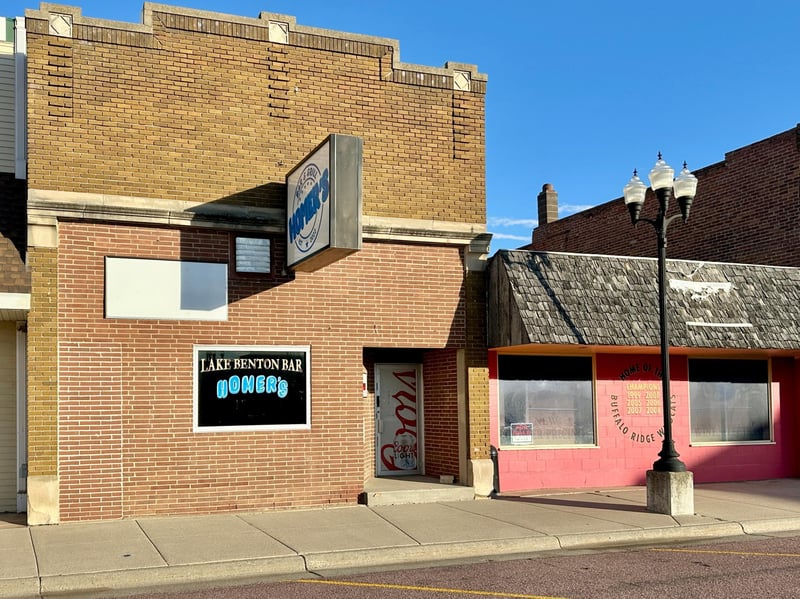 114 Center St N, Lake Benton, MN 56149