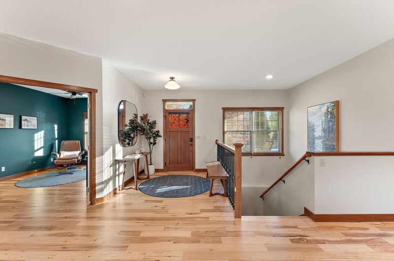 2206 Paris Ave N, Stillwater, MN 55082
