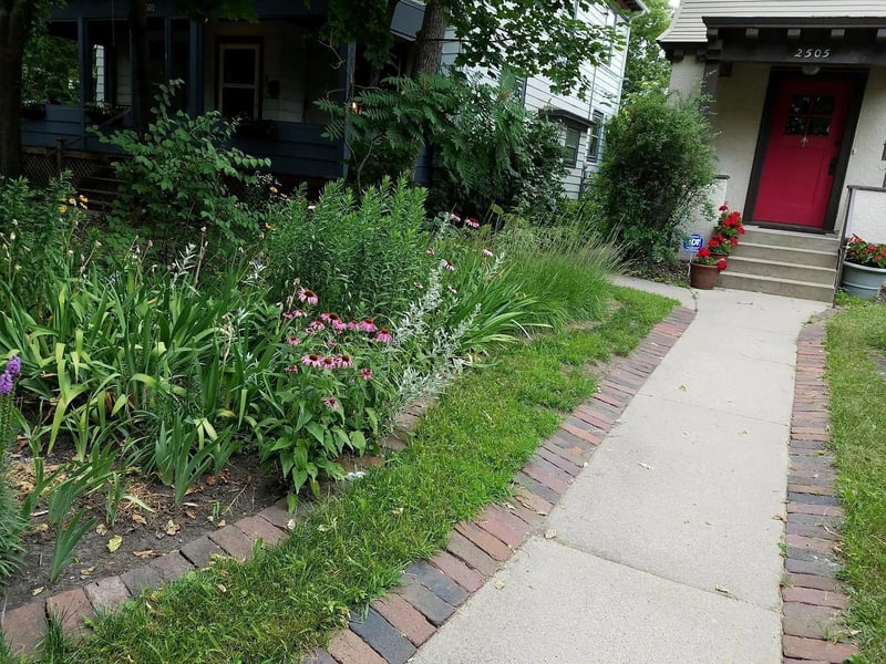 2505 Pleasant Ave, Minneapolis, MN 55404