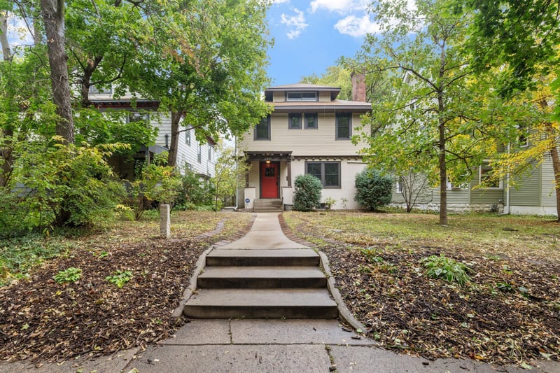 2505 Pleasant Ave, Minneapolis, MN 55404