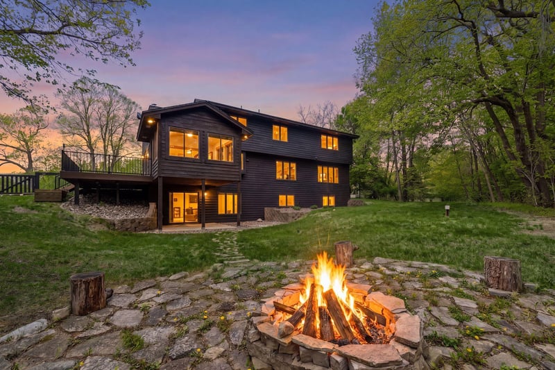 1720 Retreat Cir, Mound, MN 55364
