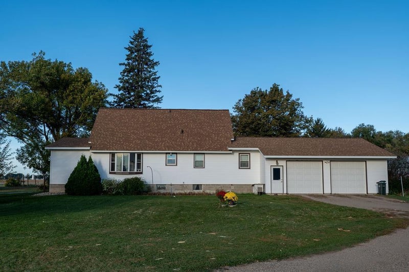 20660 90th Ave SE, Atwater, MN 56209