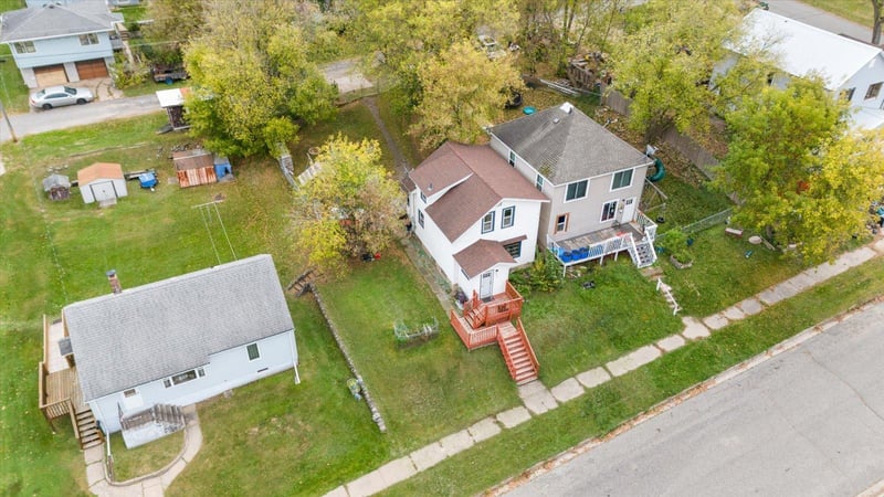 303 6th Ave, Bovey, MN 55709