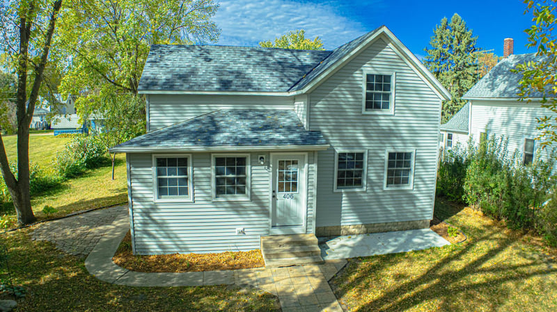 406 11th St N, Kerkhoven, MN 56252
