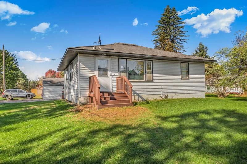 314 Martin St, Bowlus, MN 56314
