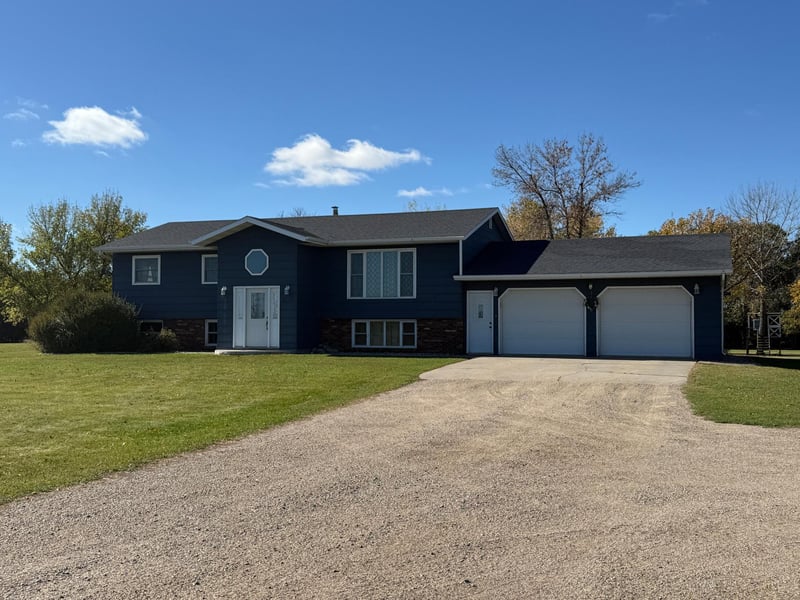 1661 State Highway 32, Twin Valley, MN 56584