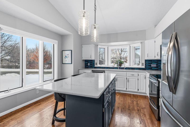 4808 Greenhaven Dr, White Bear Twp, MN 55127