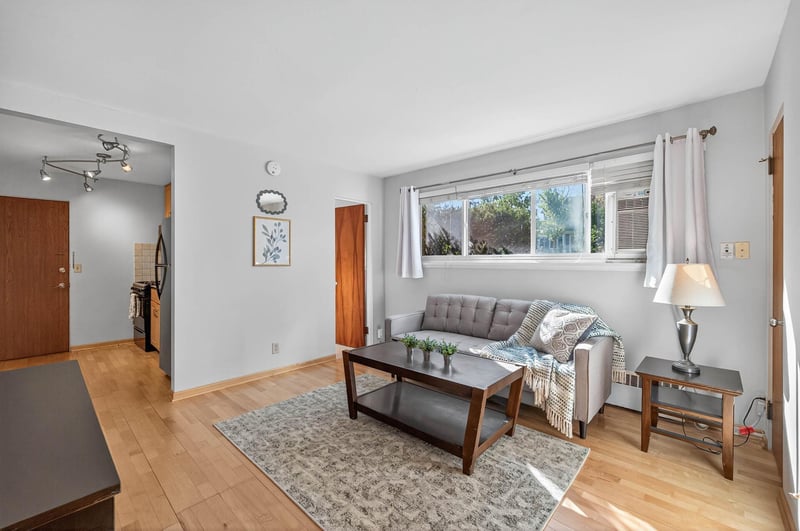 4517 Grand Ave S #2, Minneapolis, MN 55419