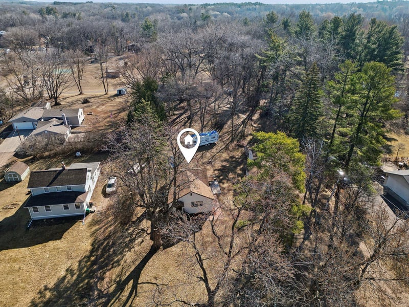 1130 Griffin Ave, Mahtomedi, MN 55115
