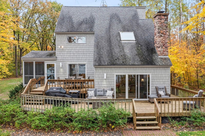 2136 9 3/4 St, Cumberland, WI 54829