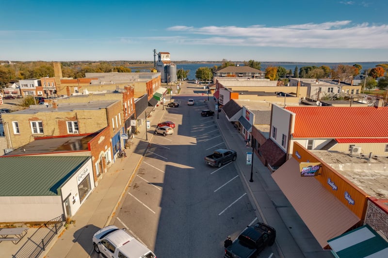 225 Central Ave, Osakis, MN 56360