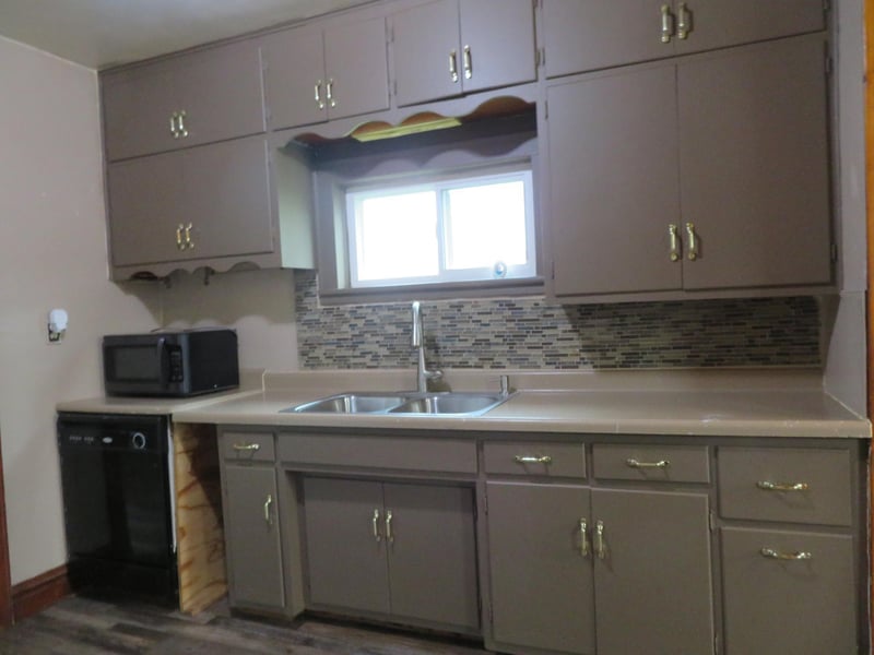 109 1st St, Randall, MN 56475