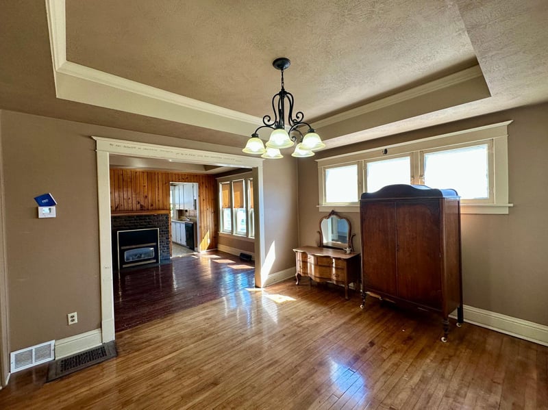 742 N Freeman Ave, Luverne, MN 56156