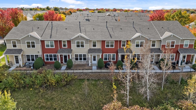 3307 Hazel Trl #C, Woodbury, MN 55129