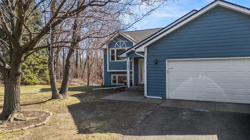 7531 Banning Way, Inver Grove Heights, MN 55077