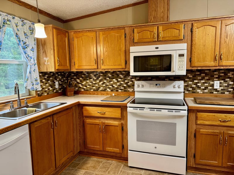459 E Elm St, Parkers Prairie, MN 56361