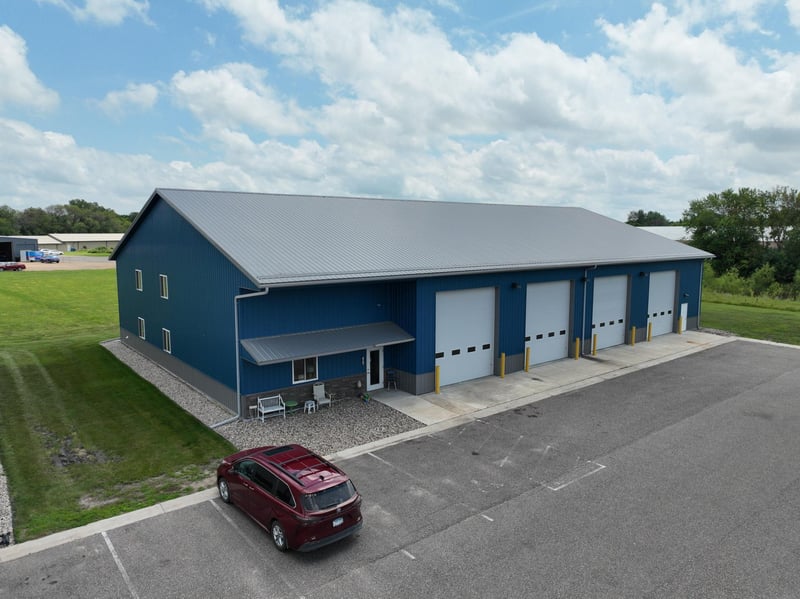 1072 S Victory Dr, Mankato, MN 56001