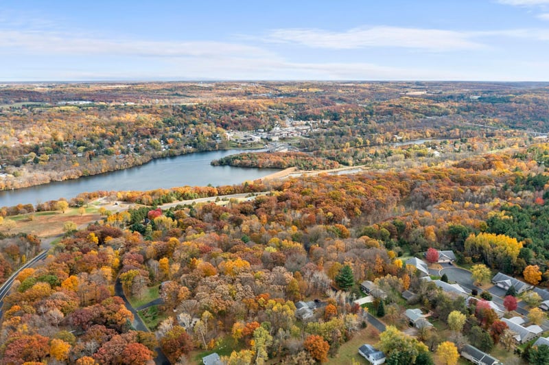 479 Locust Ln, Taylors Falls, MN 55084