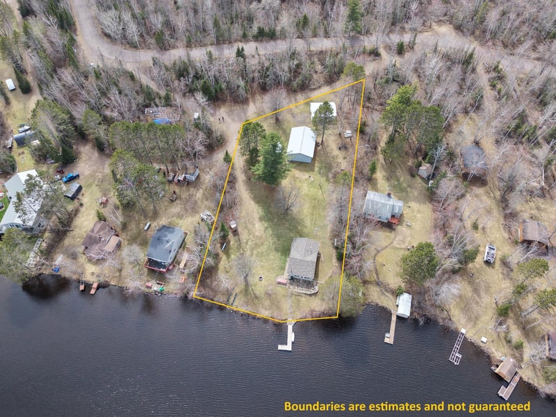 2153 River Rd, Duluth, MN 55803
