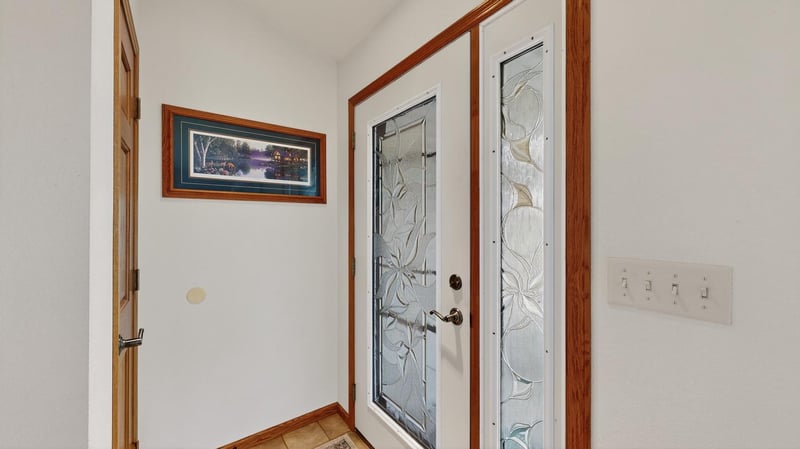 35439 Eagle Ridge Ct, Lake City, MN 55041