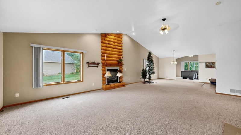 35439 Eagle Ridge Ct, Lake City, MN 55041