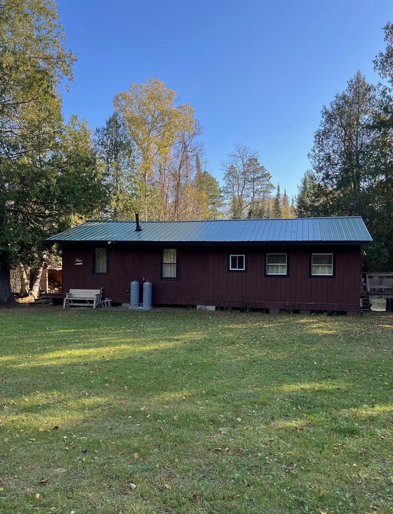 46020 Third River Dr, Deer River, MN 56636