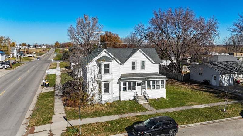 124 Ellington St, West Concord, MN 55985