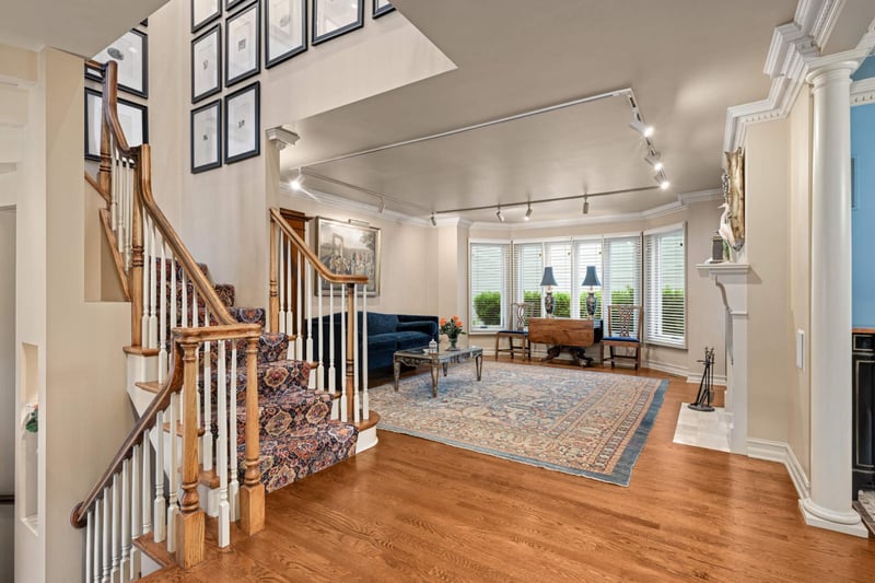 32 Greenway Gables, Minneapolis, MN 55403