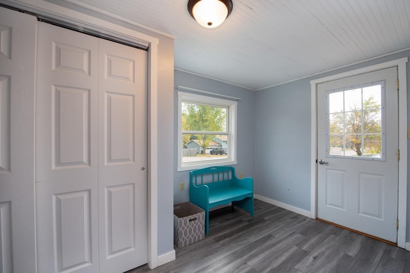 600 Main St, Madison Lake, MN 56063