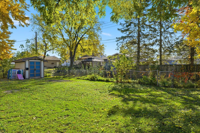2288 13th Ave E, North Saint Paul, MN 55109