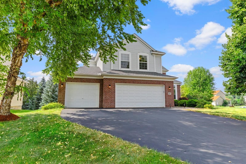 9207 W 136th St, Savage, MN 55378