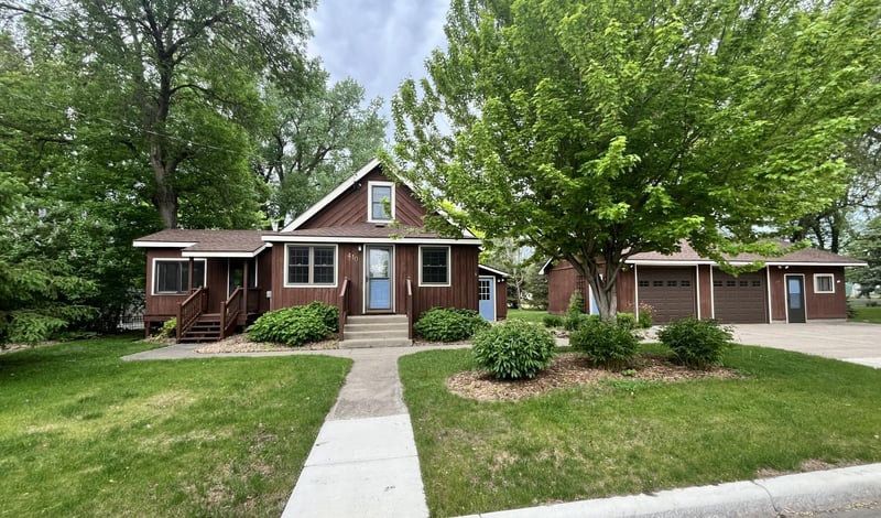 410 2nd St N, Atwater, MN 56209