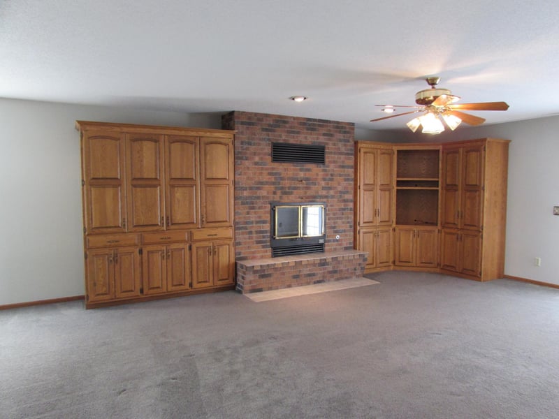 1700 Knollwood Dr, Fairmont, MN 56031