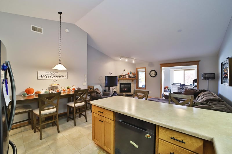 902 Meadow Lark Ln, Long Prairie, MN 56347