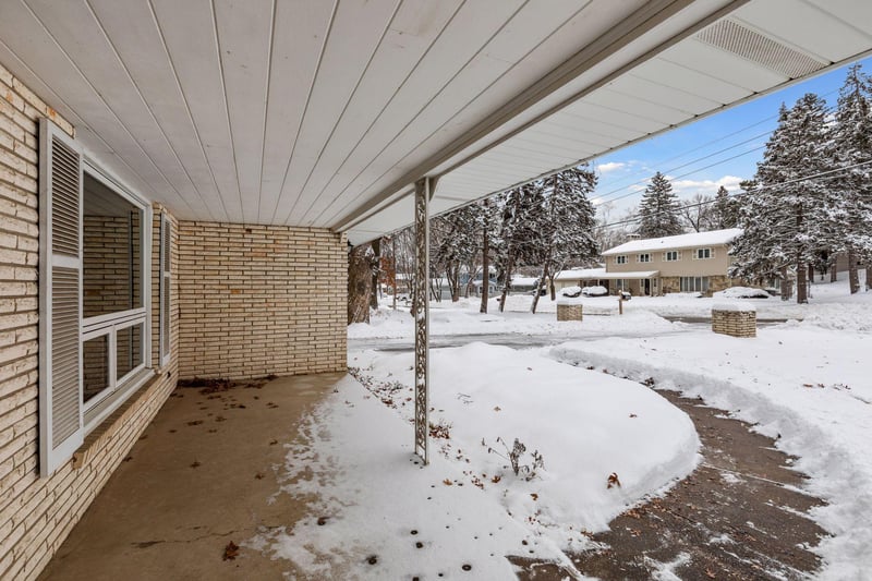 1490 3rd St NW, New Brighton, MN 55112
