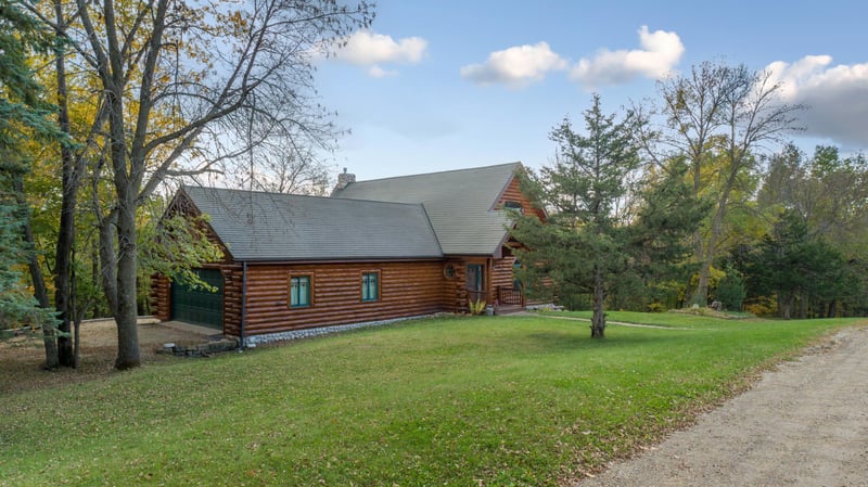 12782 218th St W, Waterville, MN 56096