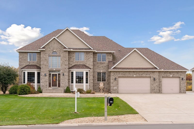 2458 177th Ave NE, Ham Lake, MN 55304