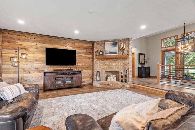 16200 Makah St NW, Andover, MN 55304
