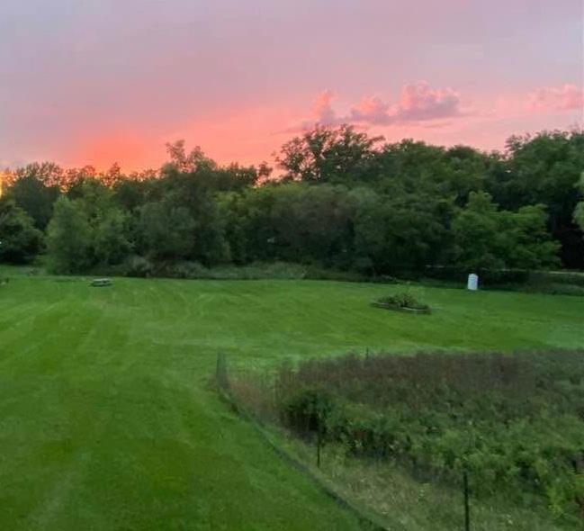 25480 Smithtown Rd, Excelsior, MN 55331