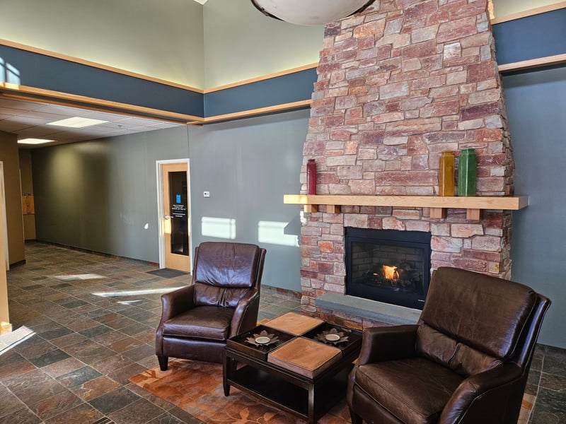 10390 39th St N, Lake Elmo, MN 55042