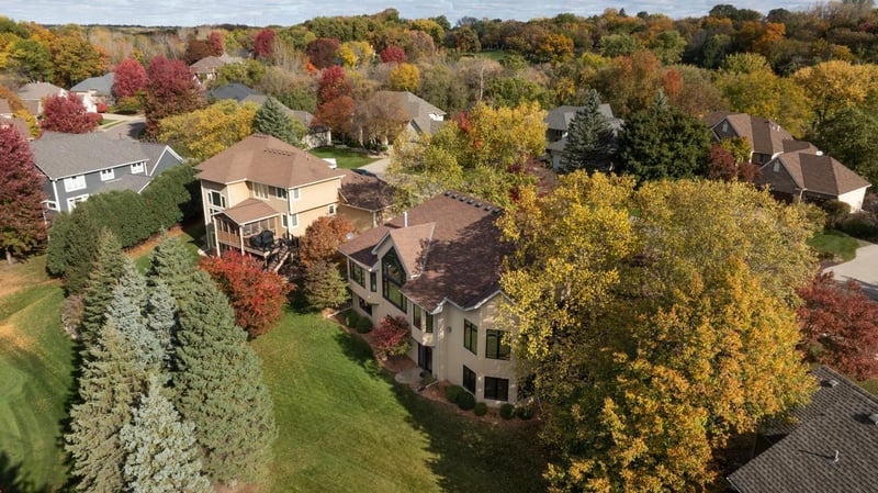 7004 Howard Ln, Eden Prairie, MN 55346