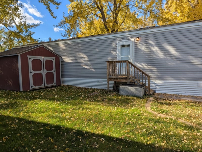 46 Lee St, Forest Lake, MN 55025
