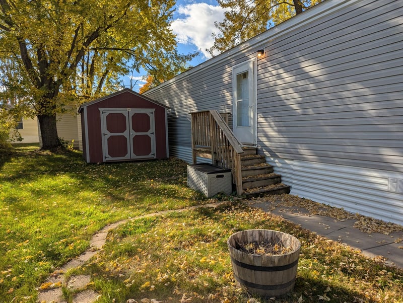 46 Lee St, Forest Lake, MN 55025