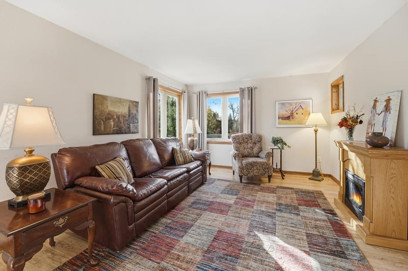 9211 Keene Ave, Duluth, MN 55808