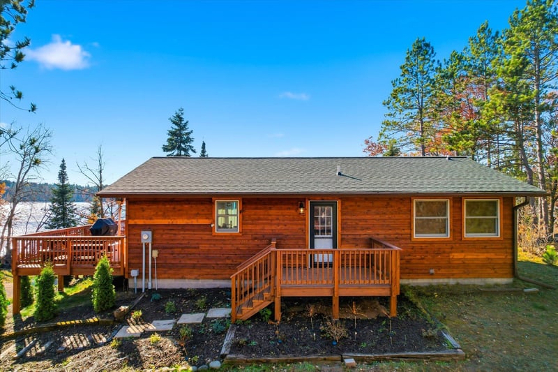 N9795 Lower Mckenzie Rd, Spooner, WI 54801