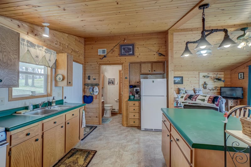 1733 E White Ash Ln, Balsam Lake, WI 54810